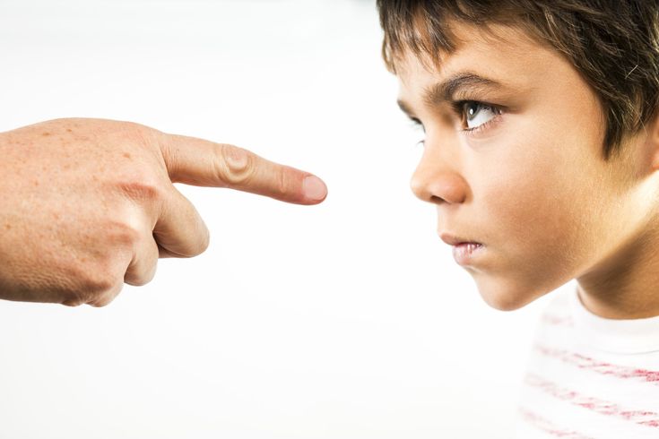 14 أسلوب سلبى فى التعامل مع السلوكيات المزعجة للأطفال